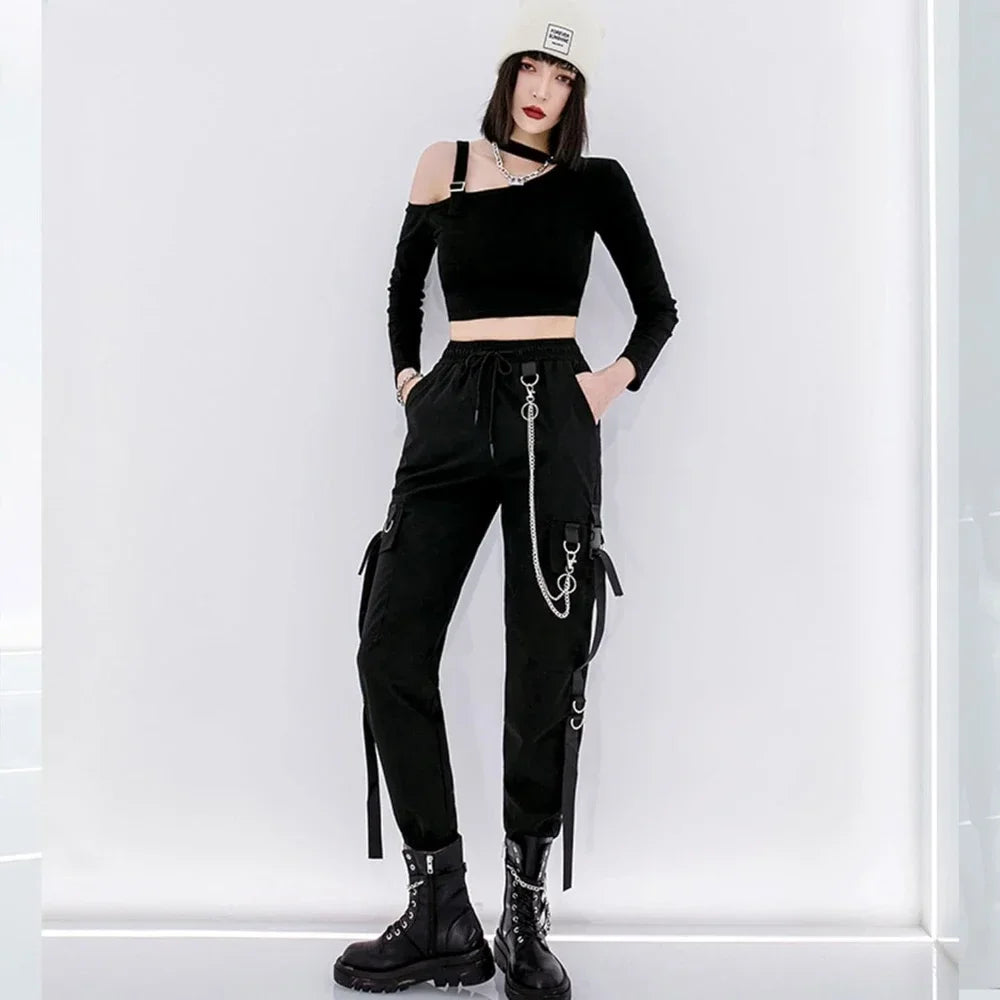 Women's Black Slim Legged Cargo Pants – High-Waist Streetwear Style