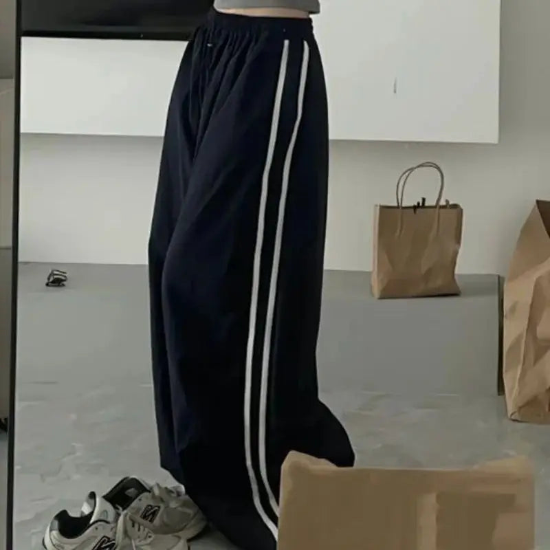 Hip Hop Vintage Loose Cargo Pants – Chic Baggy Trousers for Women